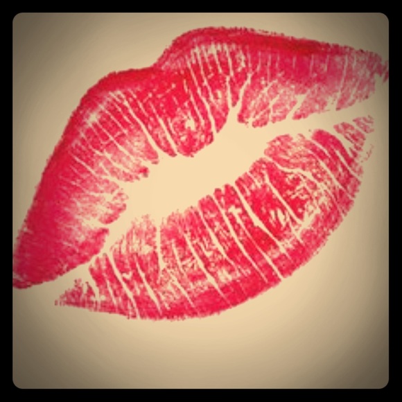 Meet your Posher, Kelly - Picture 1 of 4